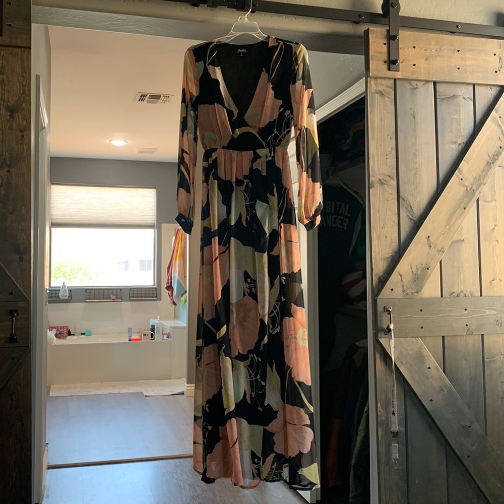 Long sleeve floral maxi dress
